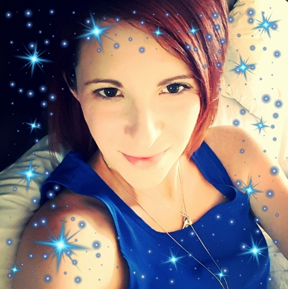 Meet your Posher, Holly - Picture 1 of 1